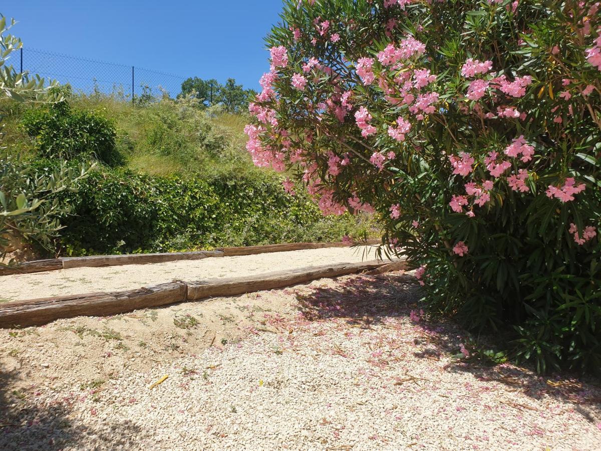 Gites L'Hermitage La Tour-dʼAigues エクステリア 写真